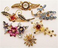 (6) Vintage Gold Tone Brooches