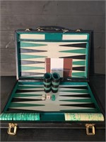 Vintage Backgammon Set in Excellent Condition