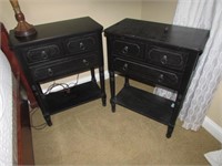 2 matching nightstands