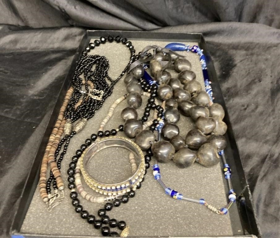 ARTISTIC JEWELRY MIX