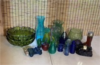 Lot of Green & Blue Glass Bowls Sculpture