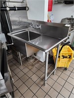 1 COMP SINK WITH DRAINBOARD 41" X 24"