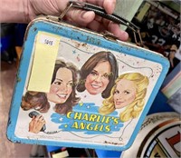 CHARLIE'S ANGELS METAL LUNCHBOX W/ THERMOS BOTTLE