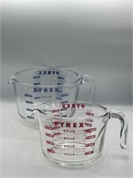 Flawed Pyrex 8 & 4 cup measuring batter bowls