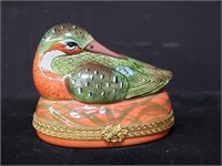 Limoges (France) bird pill box,