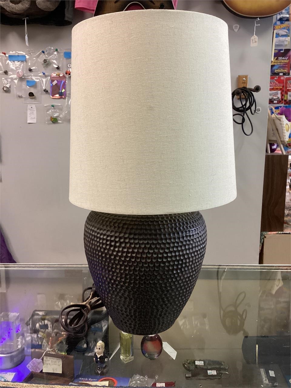 HAMMERED DESIGN TABLE LAMP LAMPSHADE