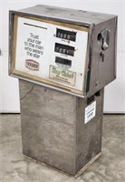 Bennett Model 3362 Texaco Gas Pump