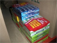 Assorted gum winterfresh and doublemint gum 280