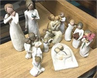 LOT OF CARVED WOOD FIGURES/ NATIVITY