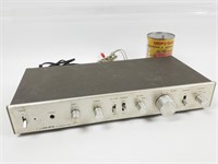 Integrated amplifier modèle H542, Loyd's