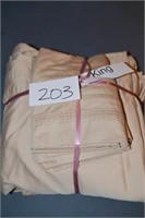 King Size Bedding Set w/Sheets & Pillow Cases
