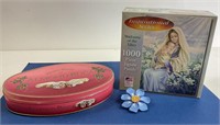 Madonna of The Lilies 1000 Piece Puzzle & Tin