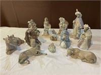 Lladro 12 Piece Nativity Set Includes: