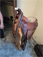 Morris Mayer Custom Saddle W/Stand and Bridle