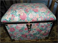 sewing storage trunk & contents 14" x 10" x 11"