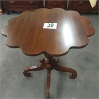 Cherry Highly Carved Scalloped Lamp Table
