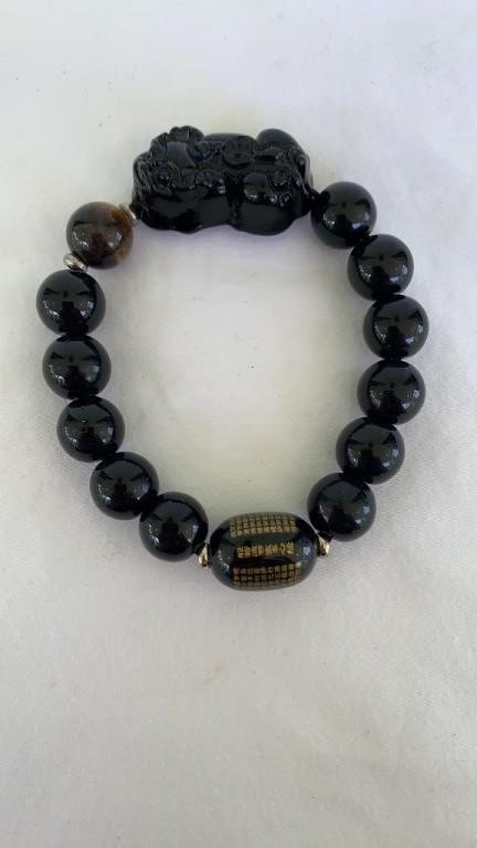 Black stone oriental bracelet