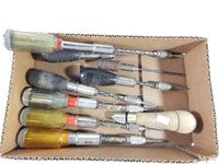 Vintage Handyman Ratchetting Screwdrivers