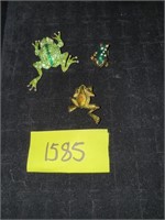 (3) frog pins