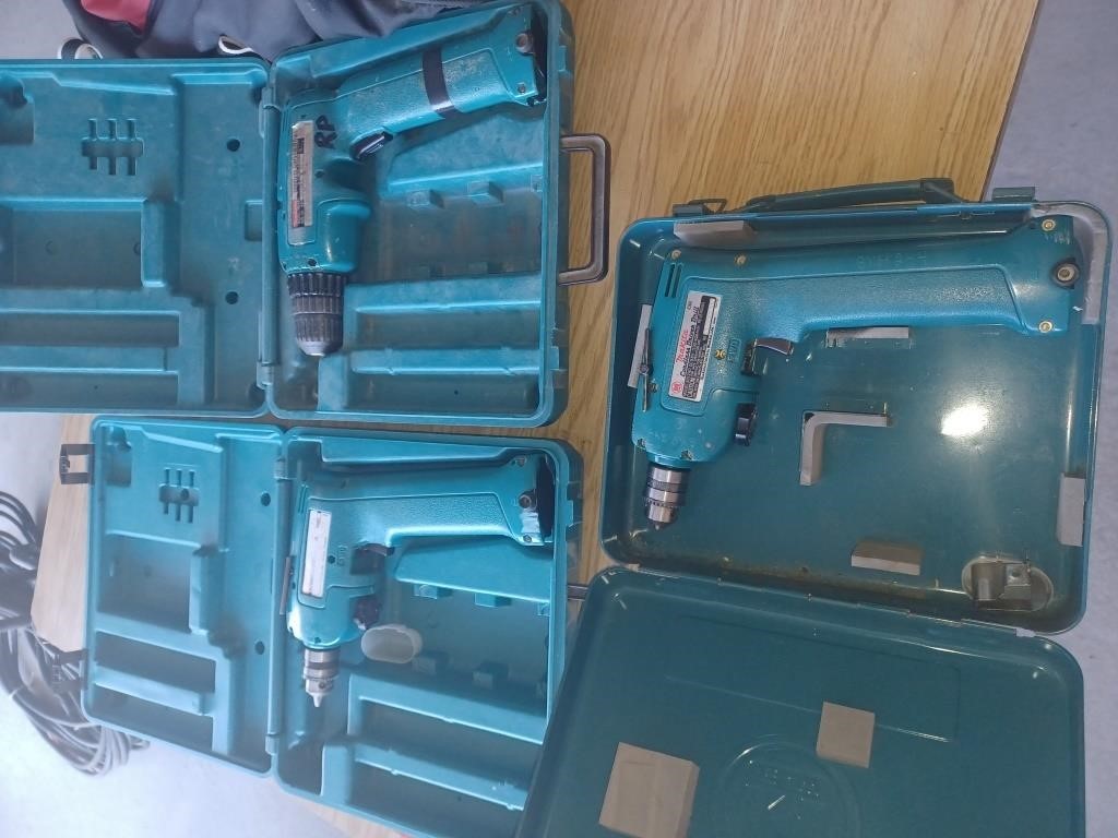 3 Perçeuses Makita