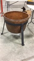 Large copper apple butter/ laundry kettle w/