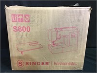 Singer Fashionista Sewing Machine