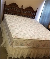 Queen Bed w/ Simmons Beauty Rest Mattress & Box