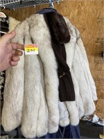 Blue Fox fur coat, origin of Finland - size Medium