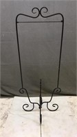 Metal Standing Plant Stand Black