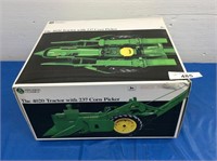 Ertl JD Precision Classic 4020 w/237 Corn Picker