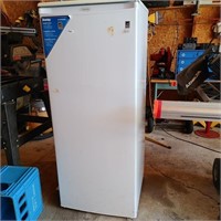 Dandy 8.2  Cu ft Upright Freezer