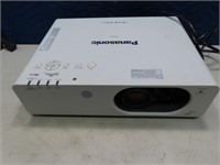 PANASONIC pt-fw430 Professional Projector