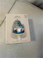 Hallmark Frosty Friends Ornament 2010 Frosty Falls