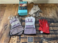 Lot of Assorted Work/Gardening Gloves