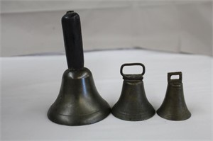 Three brass bells, 6.5 down to 2.5"H