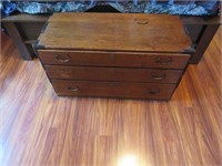 Vintage 3-Drawer Chest - Excludes Contents 34x19x