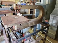 Sprunger 20" scroll saw on table Model JS20