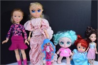 Assorted Size Dolls, All In Good Condition
