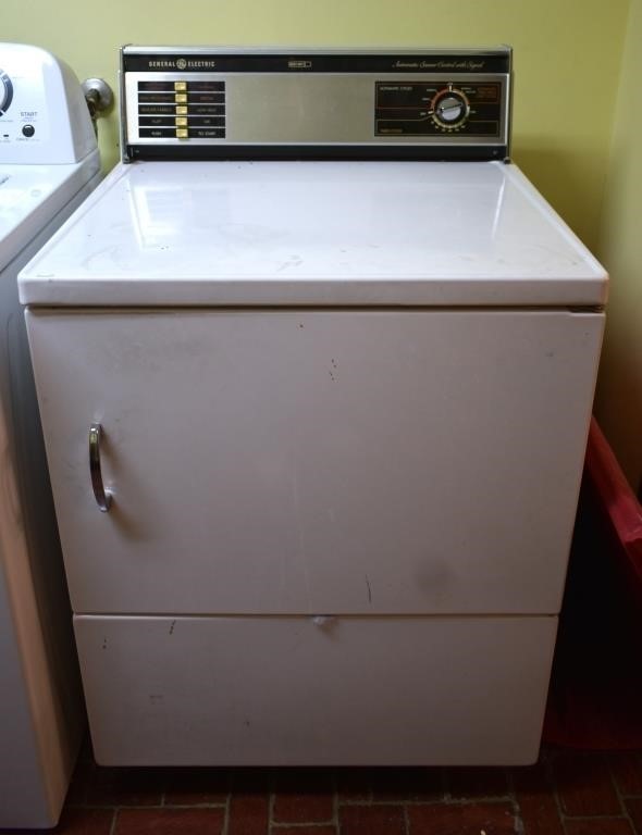 Vintage General Electric Clothes Dryer