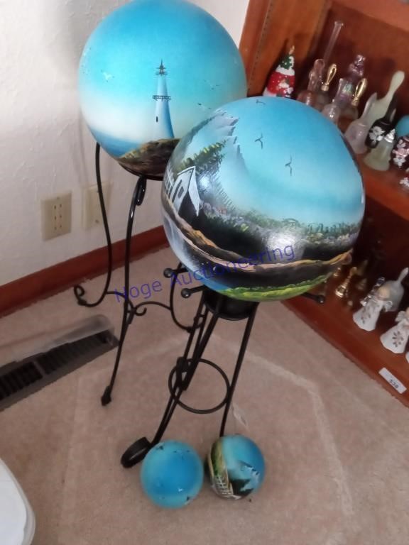 2 STANDS 19T W/ GAZING BALLS,