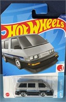 2021 Hot Wheels 1986 Toyota Van
