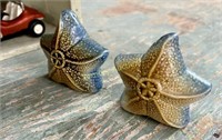 POTTERY STAR SHAKERS