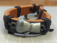 Leather bracelet