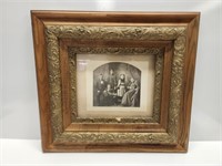 ANTIQUE PICTURE FRAME WITH ANTIQUE PHOTO