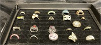 JEWELRY LOT OF OVER 20 RINGS