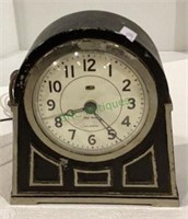 Vintage New Haven alarm clock - will need new