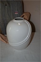 Porcelain Vase - Himark Made in Spain