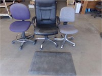 3-office chairs and floor mat