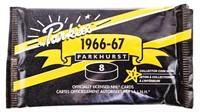 PARKHURST 1966-67 Wax Pack - 8 Cards + 1 Coin  Sea