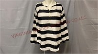 b. Boutique by Evergreen Metallic Stripe Top - M